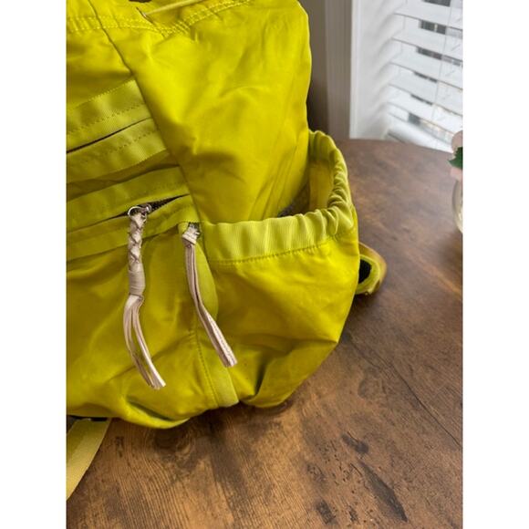 Lululemon Backpack - Picture 9 of 9